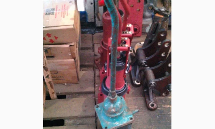 Рычаг переключения скоростей ЮМЗ - фото № 1