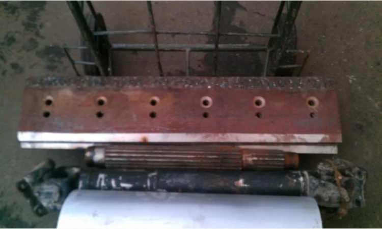 Нож отвала Т-150, ДТ-75 - фото № 1