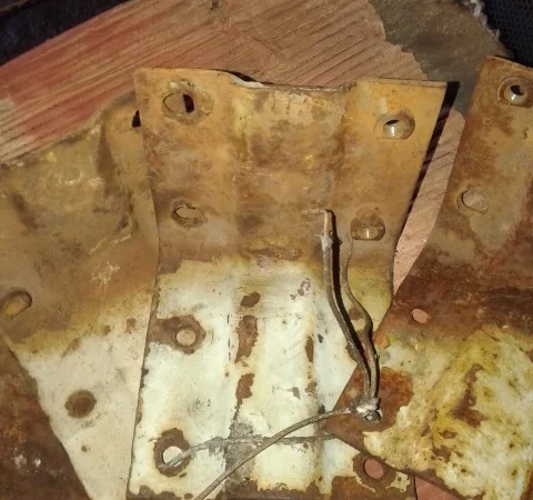 Кронштейн гидро-распределителя Т-150 - фото № 1