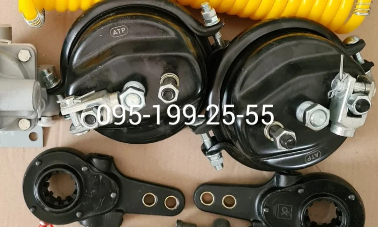 Гальмівна камера 2ПТС-4, 2ПТС-6; важіль регулювальний 2ПТС-4 - фото № 1