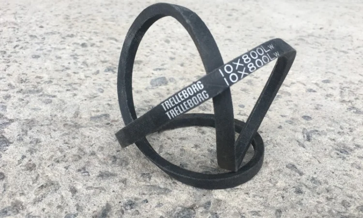 Ремни клиновые, ходовые, вариаторные для автомобилей - фото № 5