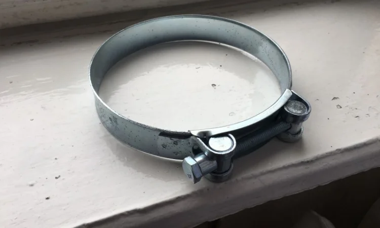 Хомут силовой с шарнирным болтом - фото № 3