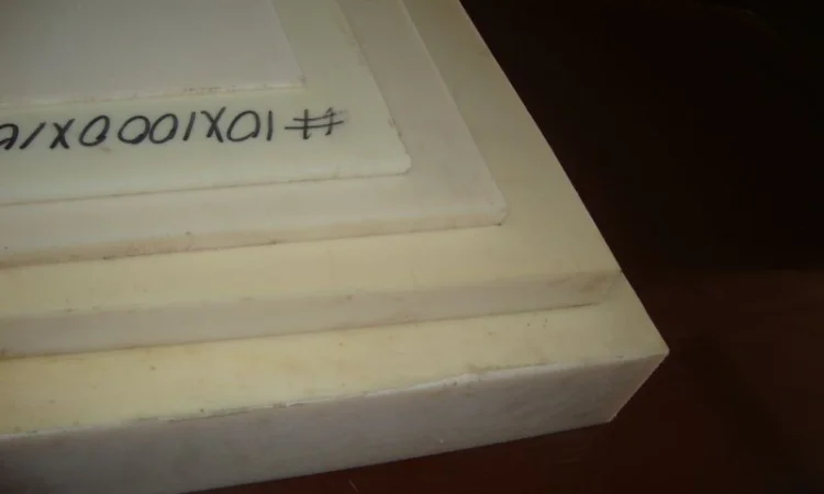 Капролон листовой купить - фото № 1