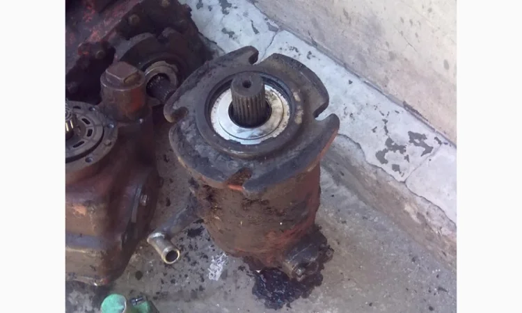 Ремонт ГСТ гидростатической трансмиссии - фото № 5