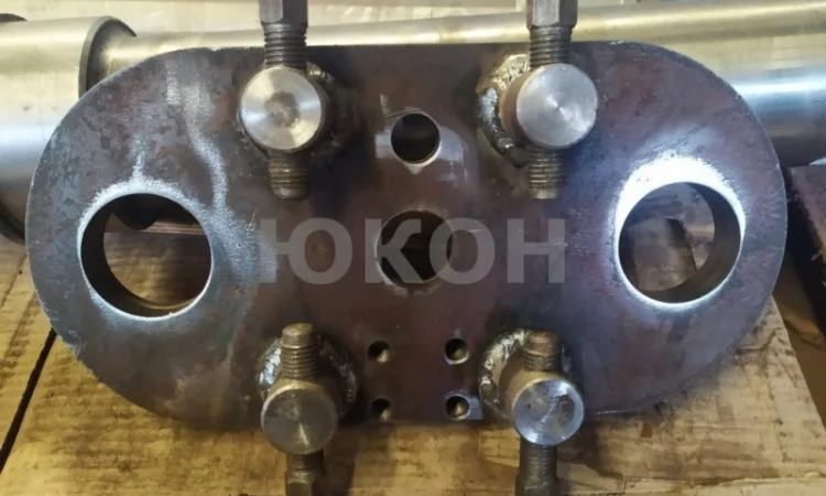 Плита передняя крепления роликов Б6-ДГВ. Плита ДГВ 1.01.08.000 - фото № 1