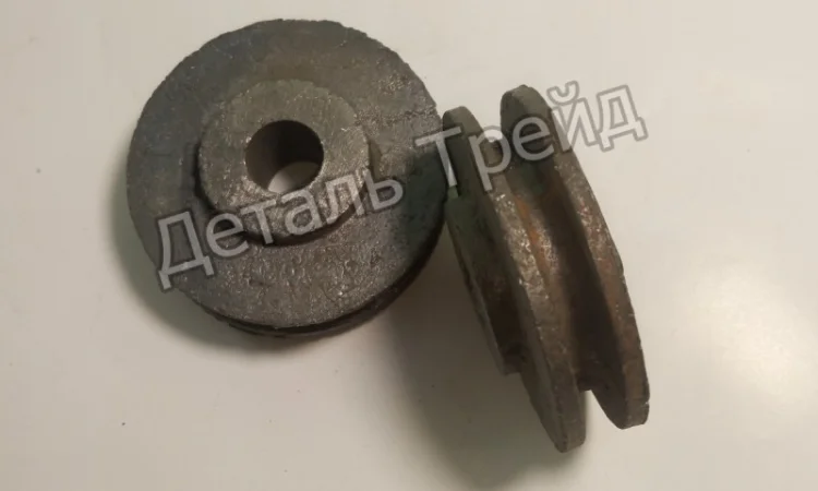 Ролик натяжной ОВИ 05.009 (чугунный) - фото № 1