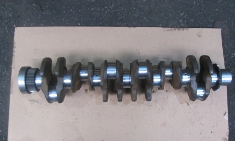 Коленвал к двигателю DEUTZ-FAHR (2013 г.в.) - фото № 1