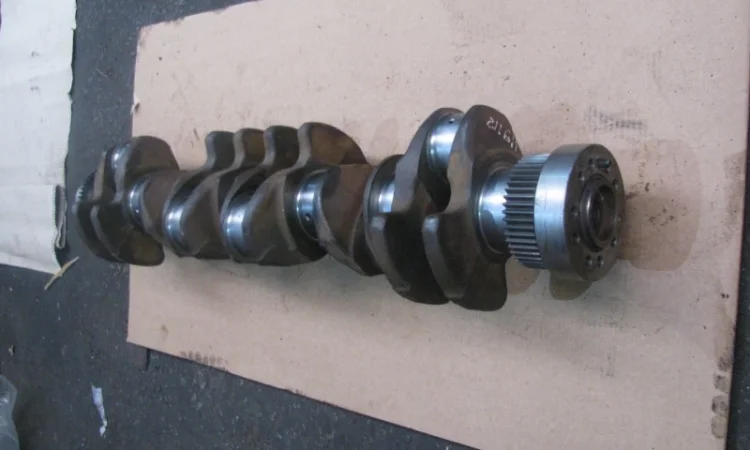 Коленвал к двигателю DEUTZ-FAHR (2013 г.в.) - фото № 2