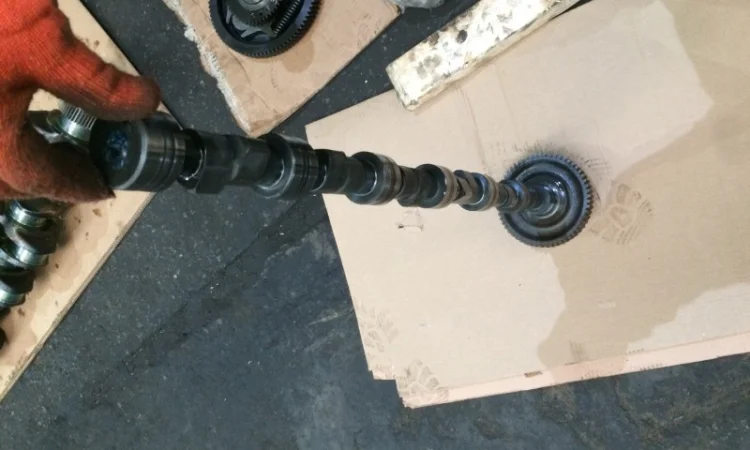 Распредвал к двигателю DEUTZ-FAHR 913, б/у - фото № 3