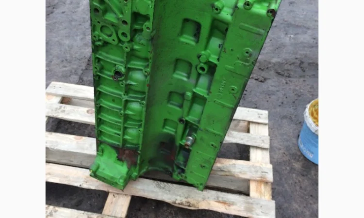 Блок цилиндров (БЦ) к двигателю DEUTZ-FAHR 2013, б/у - фото № 1