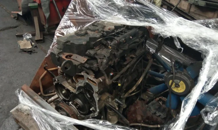 Комплектующие к двигателю (телескопический погрузчик MANITOU ), б/у - фото № 1