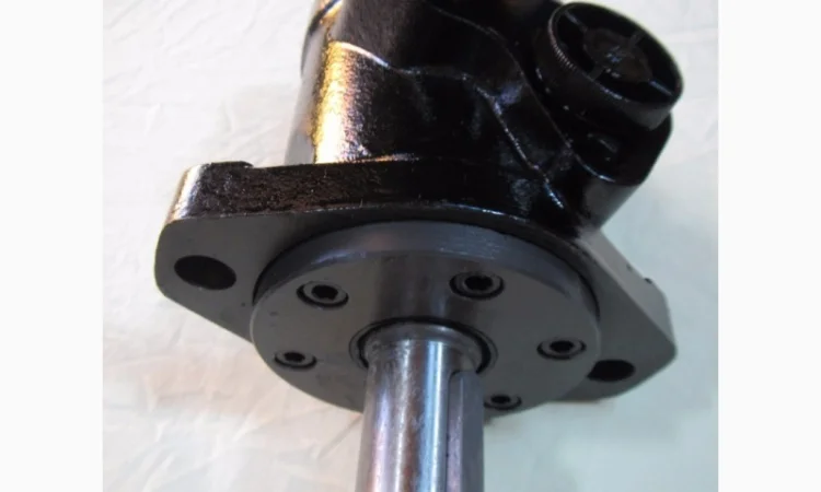 Гидромоторы героторные для комунальной, строительной и сельхозтехтехники OMS, OMM, OMR, OMV - фото № 1