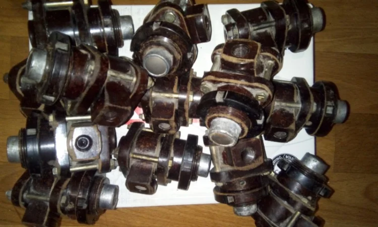 Продам золотники дифференциальные 264.23.00 - фото № 2