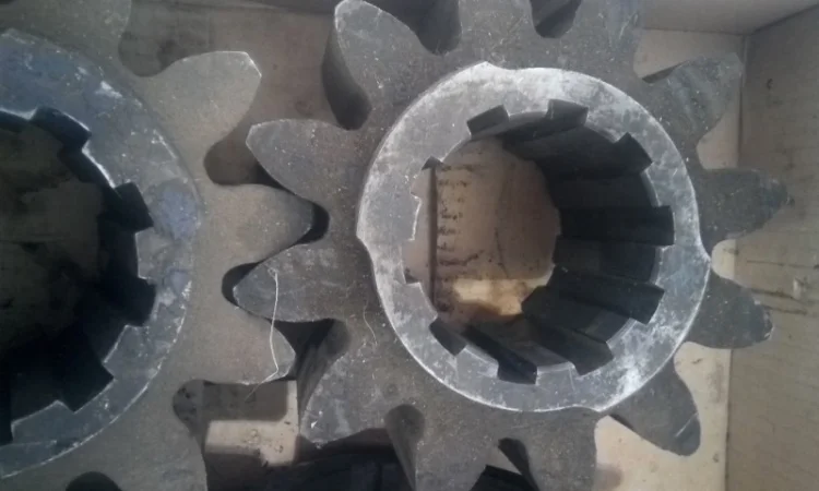 Шестерня Z=12, 652.033.004 - фото № 3