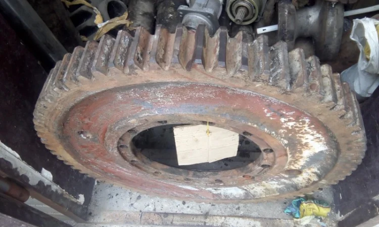 Продам запчасти на экскаватор ЭО-652 - фото № 2