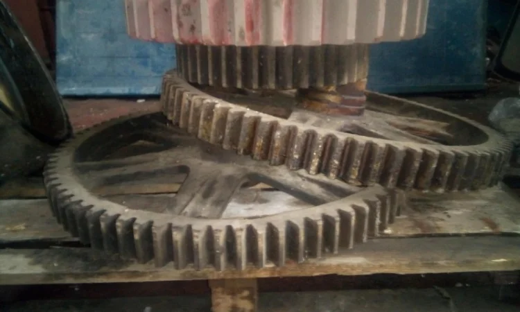 Продам запчасти на экскаватор ЭО-652 - фото № 4