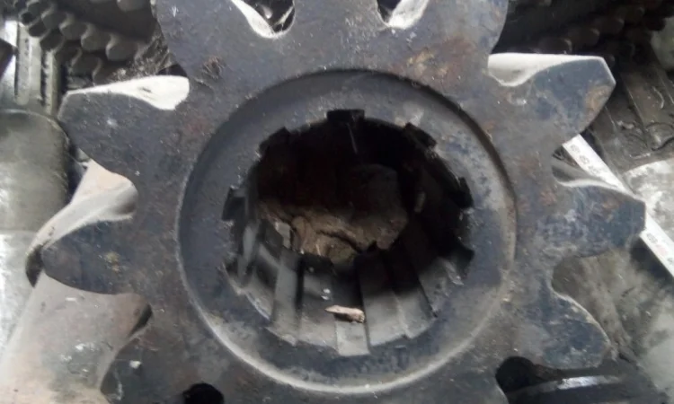 Шестерня поворота z -12, ЭО-5116 - фото № 1