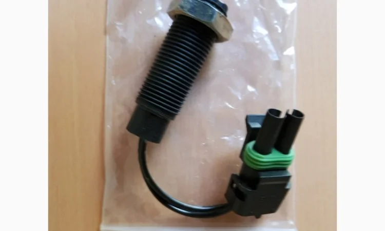 Датчик оборотов комбайна Джон Дир John Deere (АН 116104) - фото № 1