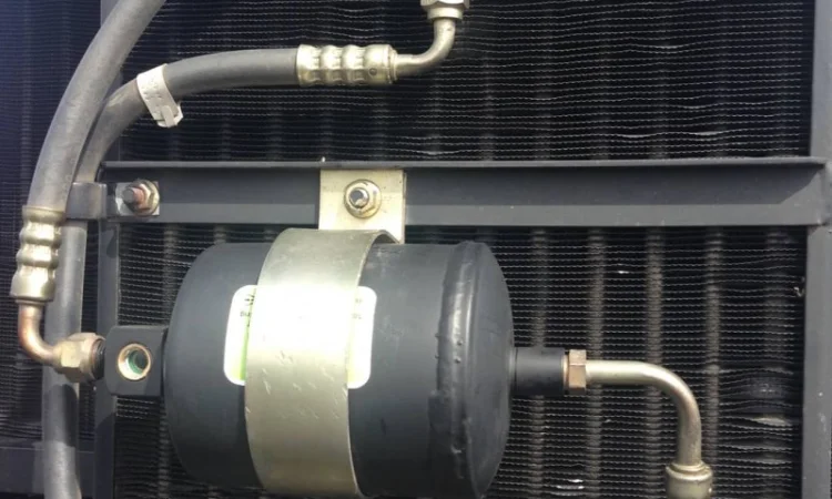 Фильтр ресивер кондиционера техники John Deere горизонтальный 0268464-5; AR59780; AR74486 - фото № 1