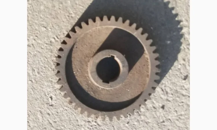 Шестерня роторной косилки КРН-2, 1 (Z-42 под шпонку) - фото № 1