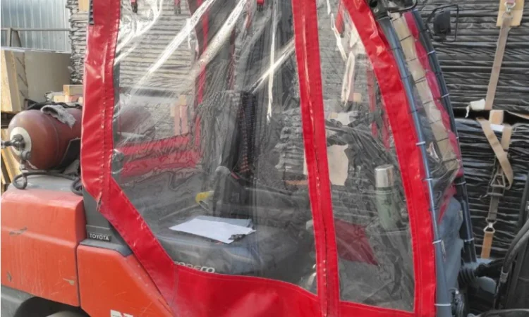 Кабина погрузчика - фото № 6