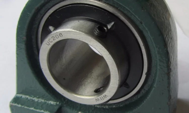 Подшипники UC205 в корпусе FL под вал 25 мм - фото № 8