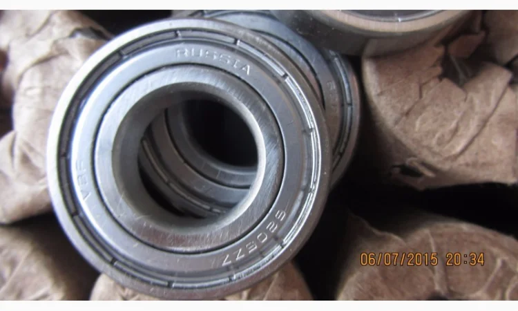 Подшипники, манжеты к автотракторной технике UCFC209 - фото № 5