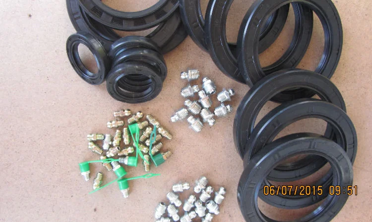 Подшипники роликовые конические LM67048 / LM67010 - фото № 2