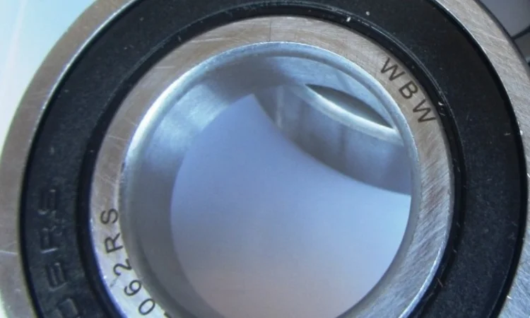 Подшипники у С/Х технике, оборудованию 6206 - фото № 1