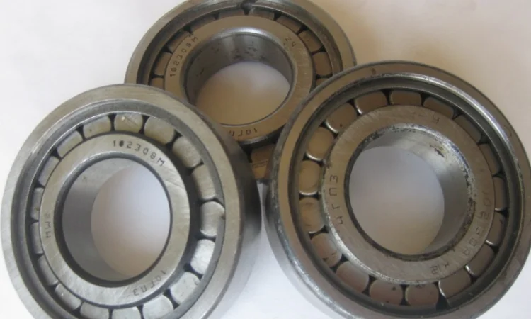 Подшипники, сальники к с/х технике - фото № 1