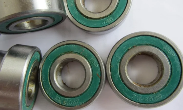 Подшипники всех видов к автотракторной технике - фото № 18