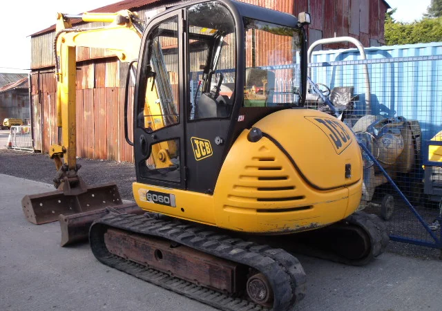 Мини-экскаватор JCB 8060. Спецтехника б/у - фото № 2