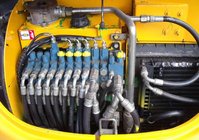 Мини-экскаватор JCB 8060. Спецтехника б/у - фото № 4