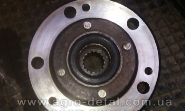 Фланец 170.21.016-1 с подшипником, муфты главного сцепления колесного трактора ХТЗ-16131, - фото № 2