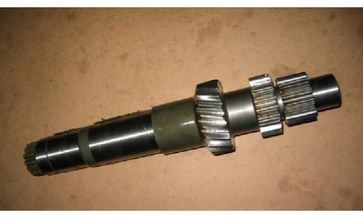 Вал промежуточный 14.1701048 коробки перемены передач КПП автомобиля ЗИЛ-133 ГЯ - фото № 1