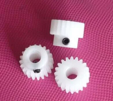 Звездочки цепные, шестеренки из высокопрочного материала Текрон - фото № 2
