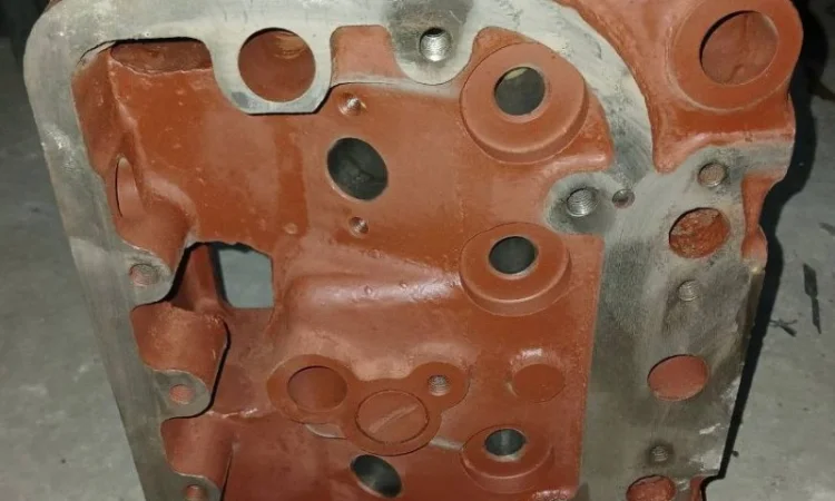 Кришка циліндрів для двигуна 6ч12/14 - фото № 1