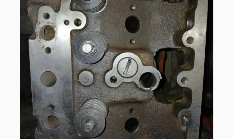 Кришка циліндрів для двигуна 6ч12/14 - фото № 3