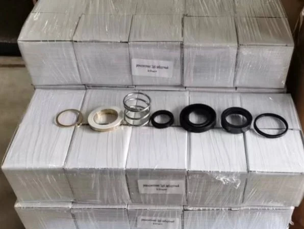 Ремкомплект (ущільнення) насоса забортної води, двигун 3д6, 3д12 - фото № 1