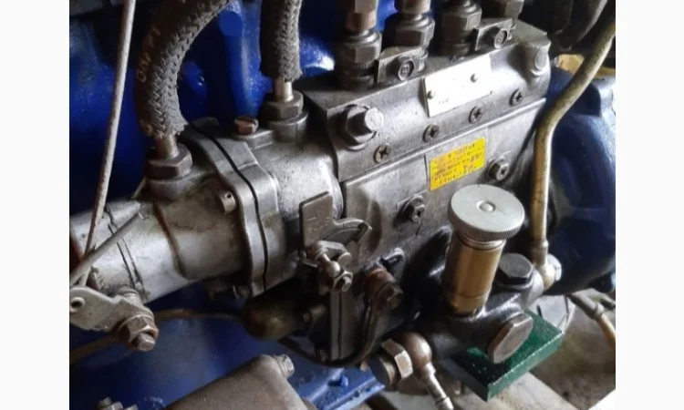 Топливный насос тнвд двигателя тоета Toyota 2J - фото № 1