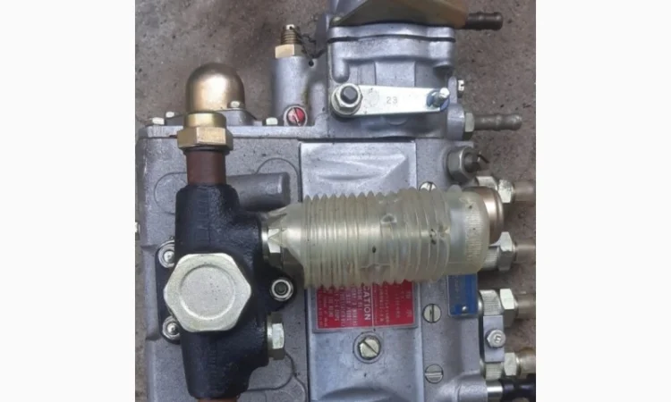 Топливный насос тнвд двигателя тоета Toyota 2J - фото № 4