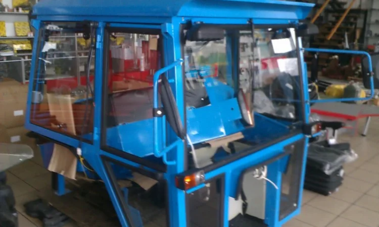 Кабина для тракторов МТЗ - фото № 2