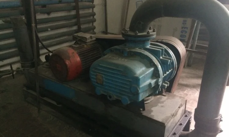 Компрессор 3АФ57, мельничный, воздуходувка - фото № 1