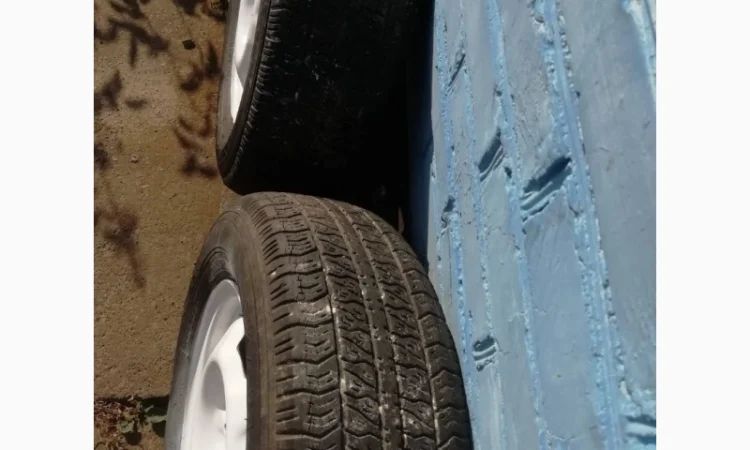 Продам резину з дисками - фото № 4