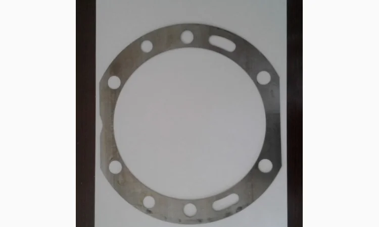 Прокладка регулировочная 0, 5мм, 0, 1мм КрАЗ(200-2402081-02, 200-24080-02) - фото № 1