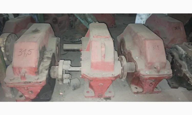 Редуктора Ц2У 200, 250 Рм 250 - фото № 1