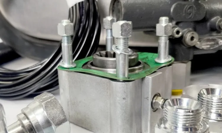 Б/У Комплект гідравліки на самоскид MAN, Daf, Iveco з КПП ZF, бічний алюмінієвий бак - фото № 5