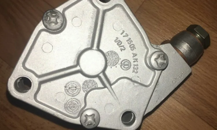 Вакуумный насос 2.40.018 на двигатель 4ст90 - фото № 2