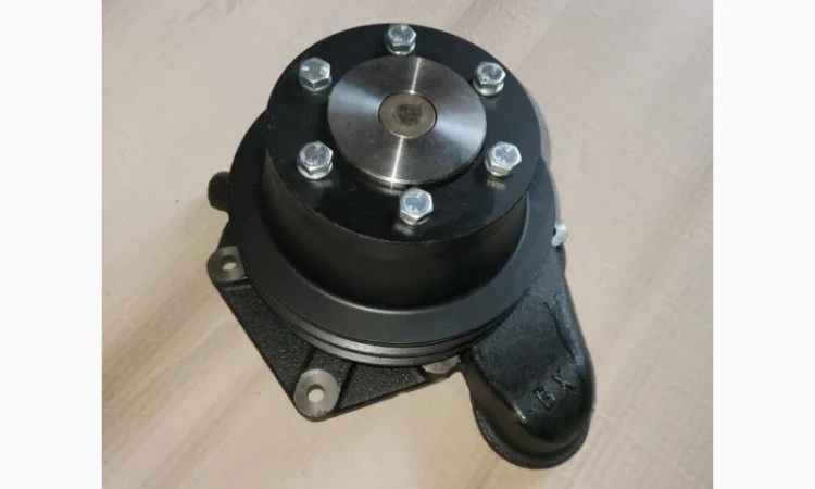 Водяной насос, помпа двигателя Mielec SW 680 погрузчика L-34 - фото № 5