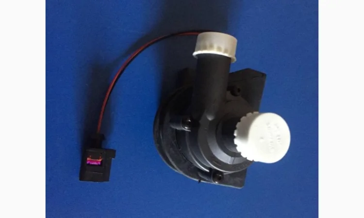 Електропомпа Eberspacher Hydronic D3W D3WZ D5WZ B5WZ - фото № 1